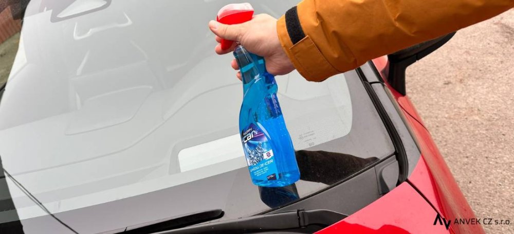 Rozmrazovač skel na auto Happy Car