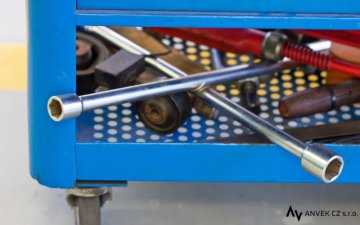 Jak vybrat dílenský vozík?