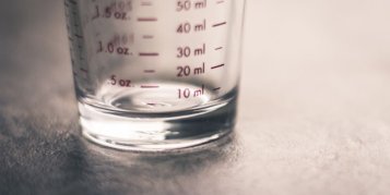 Jak převést litry oleje na kilogramy a jiné kapaliny?