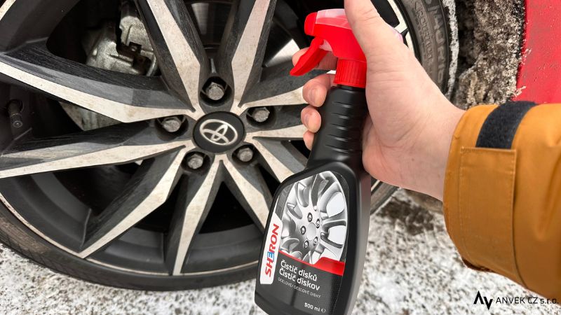 čistič disků kol sheron 500ml